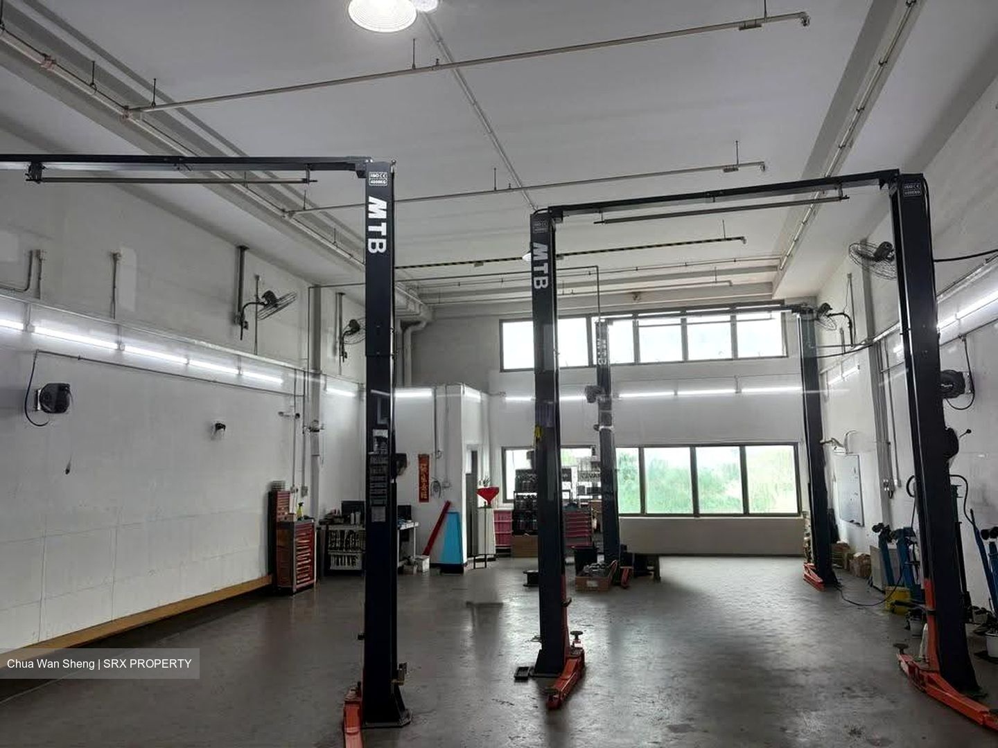 Premier @ Kaki Bukit (D14), Factory #611010501